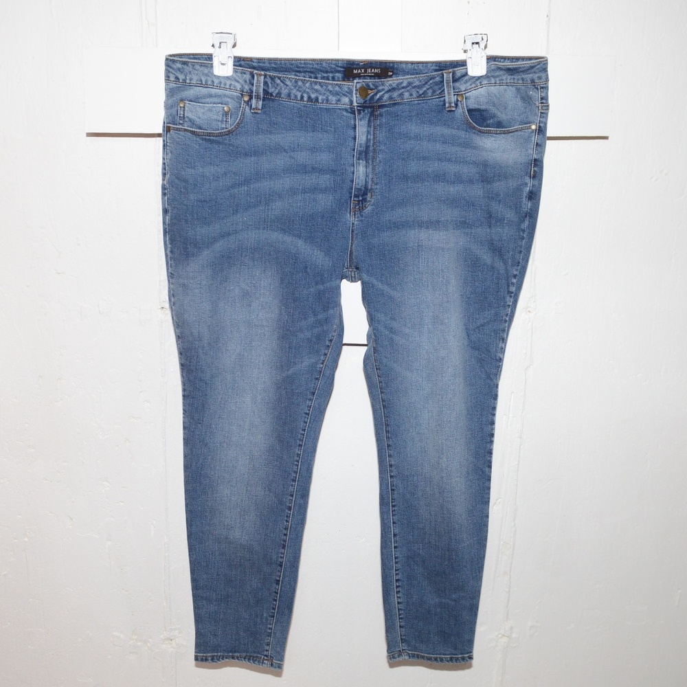 Max Slimmer womens jeans size 22 ankle W -3705-